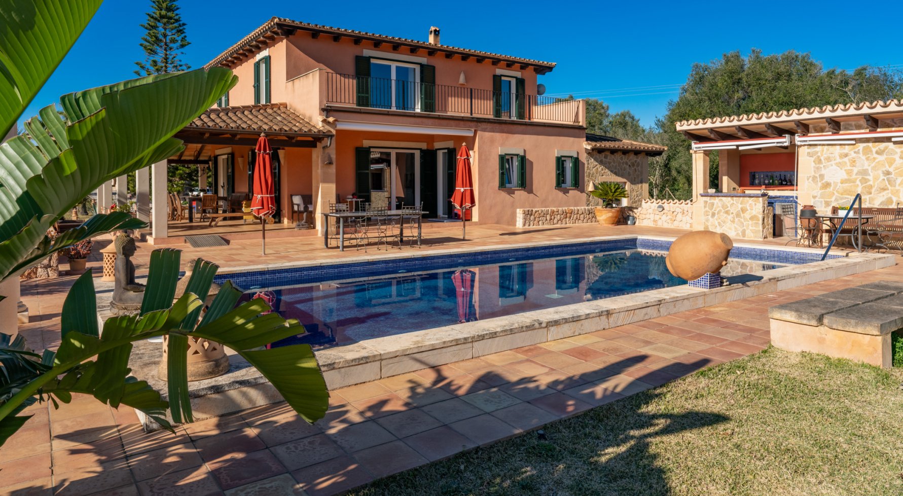 Immobilie in 07620 Mallorca - Llucmajor: Autarkes Landhaus mit großem Pool nahe Llucmajor - bild 1