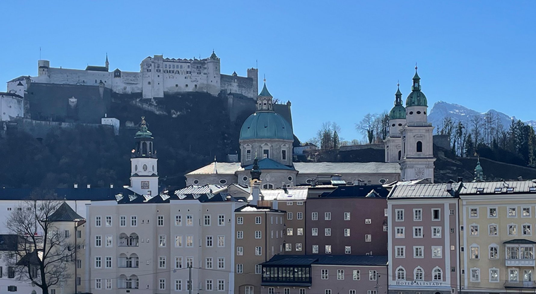 Property in 5020 Salzburg - Altstadt: What a place! Old town house with approx. 590 sqm from the 14th century - picture 1