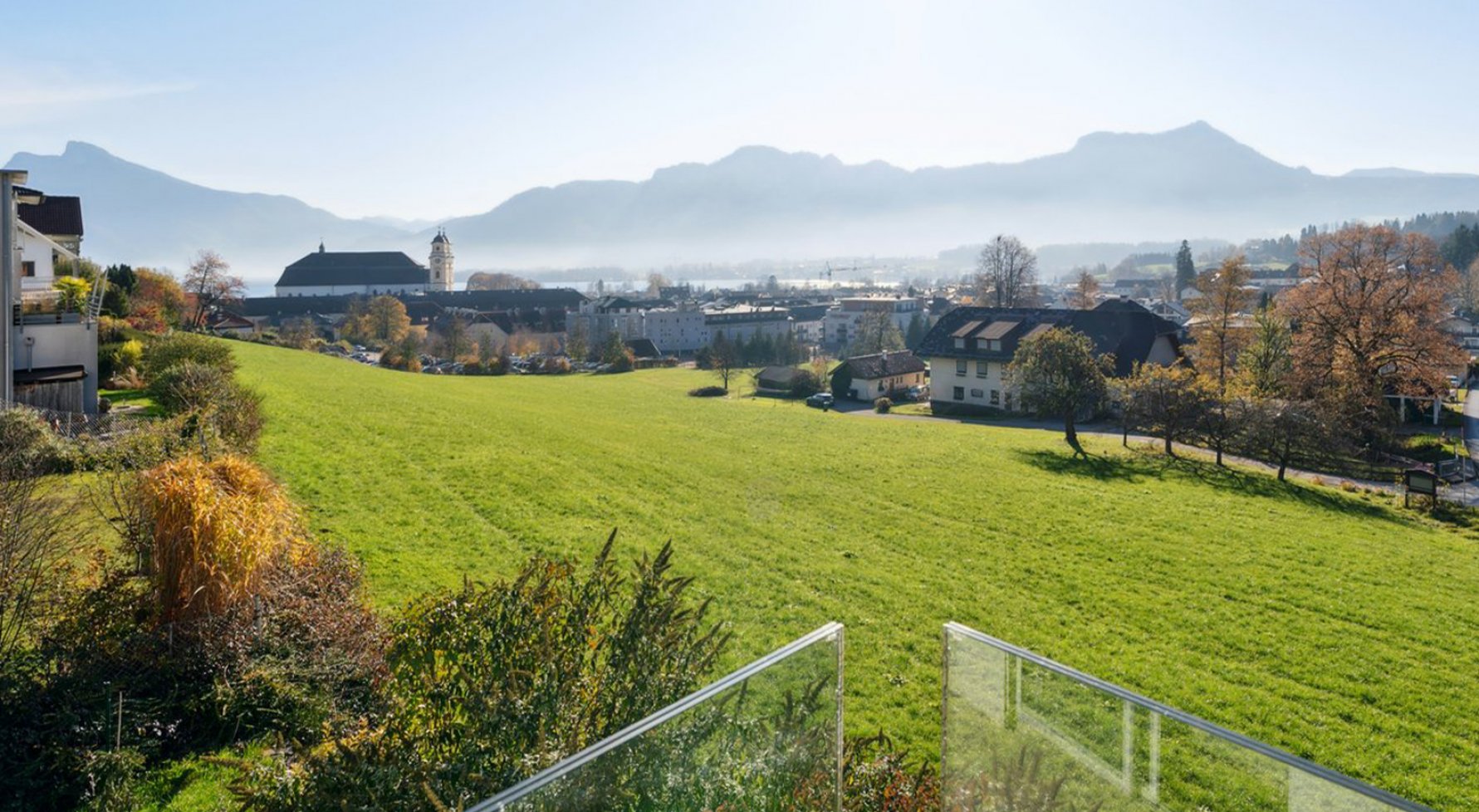 Property in 5310 Mondsee: Herzlich Willkommen am Mondsee! Zeitlose Villa mit See- und Bergblick - picture 1