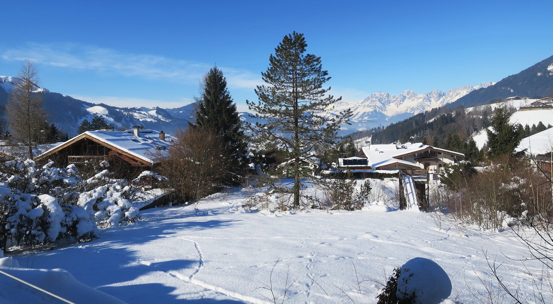 Property in 6370  Kitzbühel: PRIME LOCATION ON BICHLALM-Exclusive villa in panoramic position - picture 1