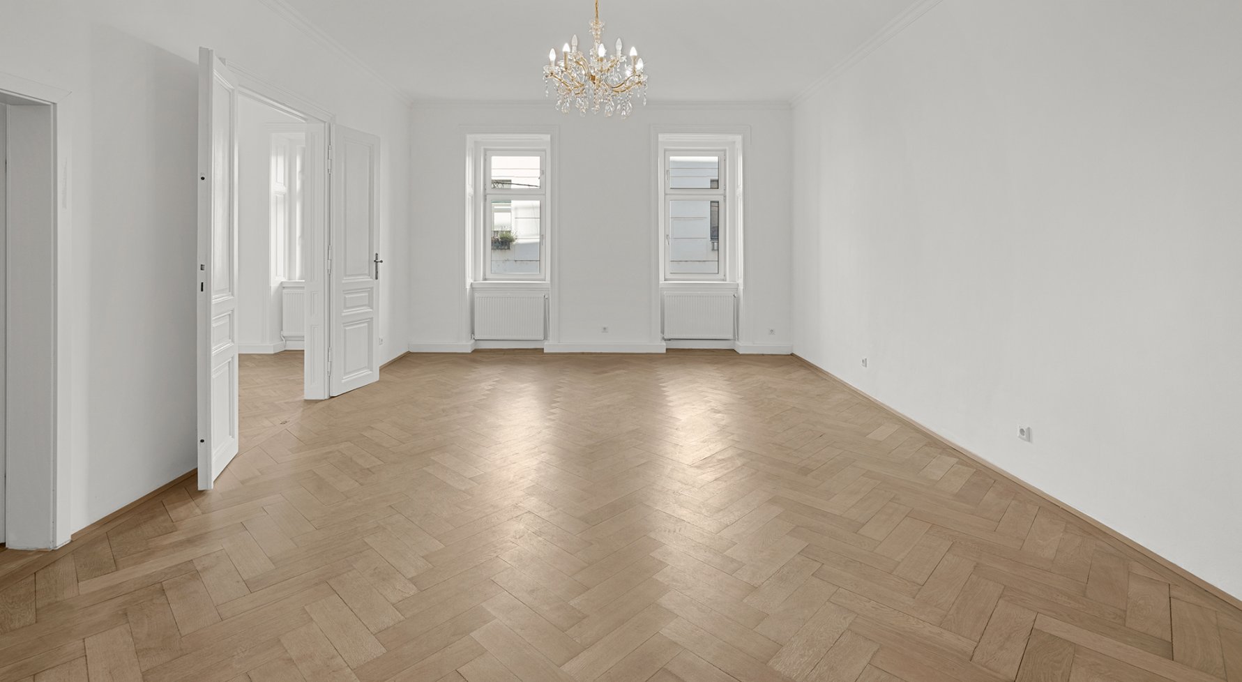 Property in 1150 Wien, 15. Bezirk: Well-lit, renovated 4-bedroom old-build apartment! - picture 1