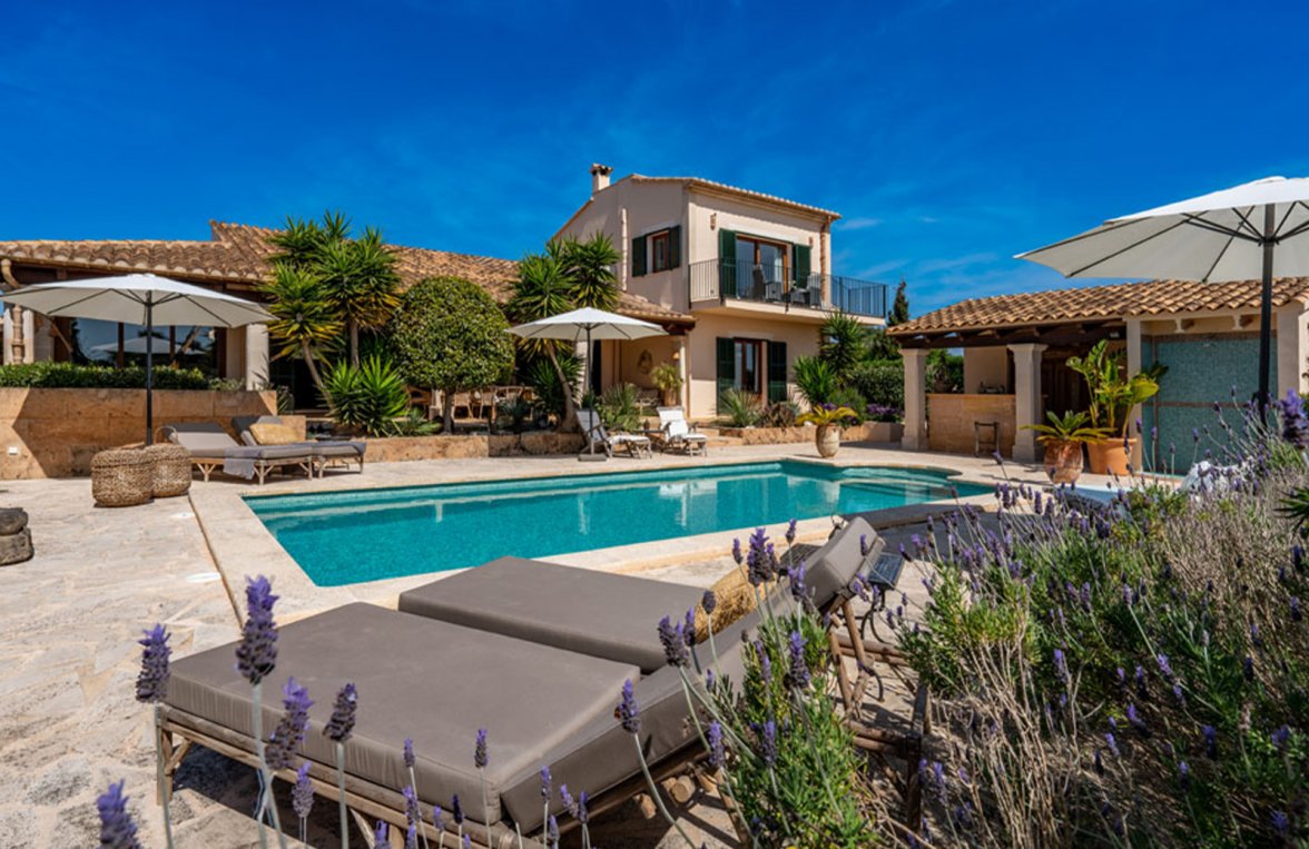 Immobilie in 07650 Spanien - Santanyi: Charmantes Landhaus mit großem Pool nahe Santanyí - bild 1