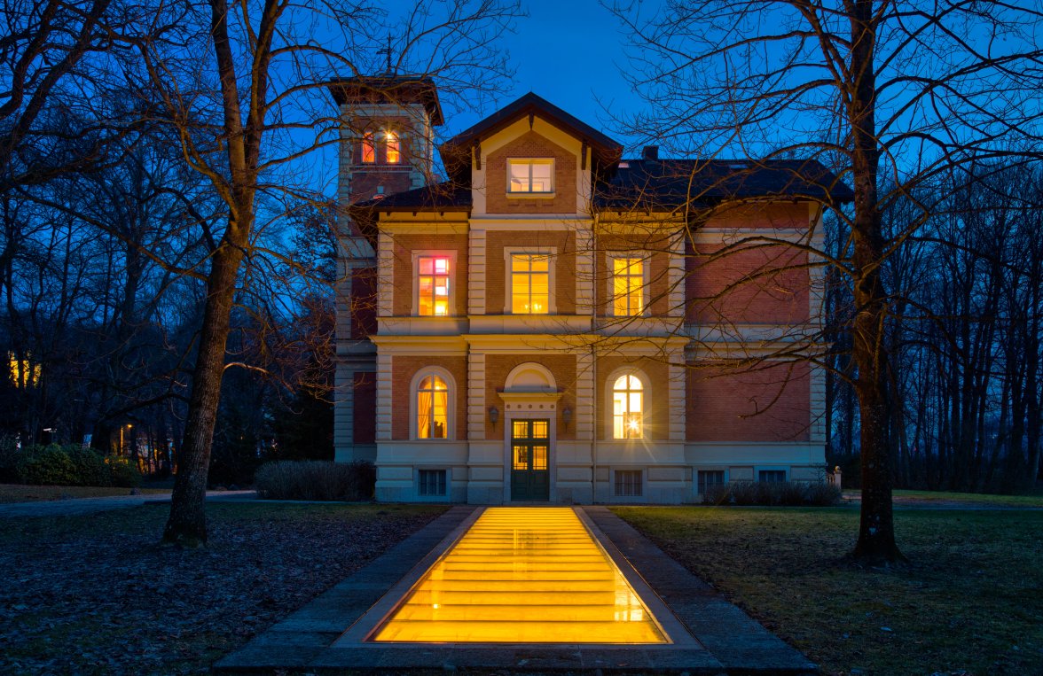Immobilie in 5020 Salzburg - Anif: Absolute Alleinlage - Historische Villa auf 3,1 ha eingezäuntem Parkgrund - bild 7