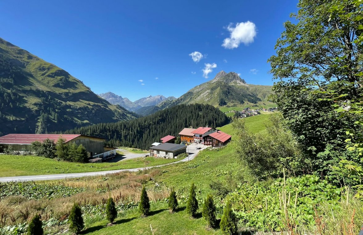 Immobilie in 6767 Arlberg: Historischer Bergbauernhof im Skigebiet 