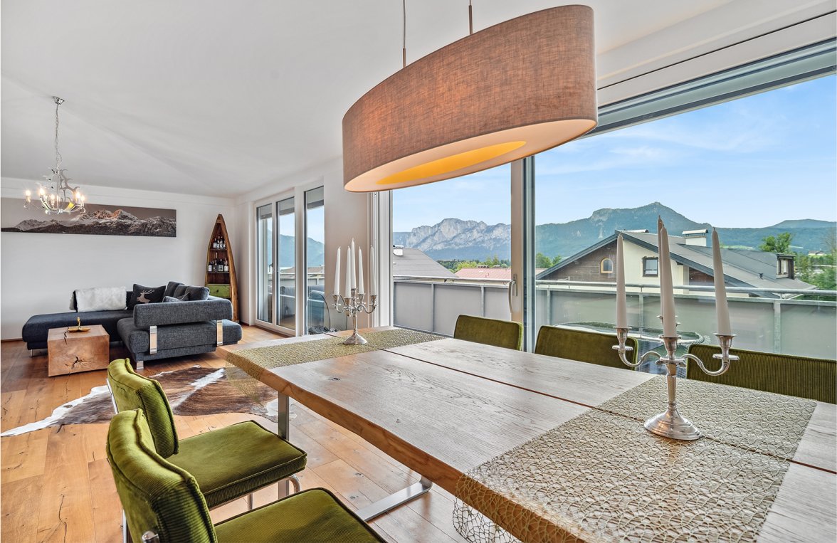 Property in 5310 Mondsee - Schlössl: Here, the view takes center stage - Living with a view of Mondsee! - picture 1