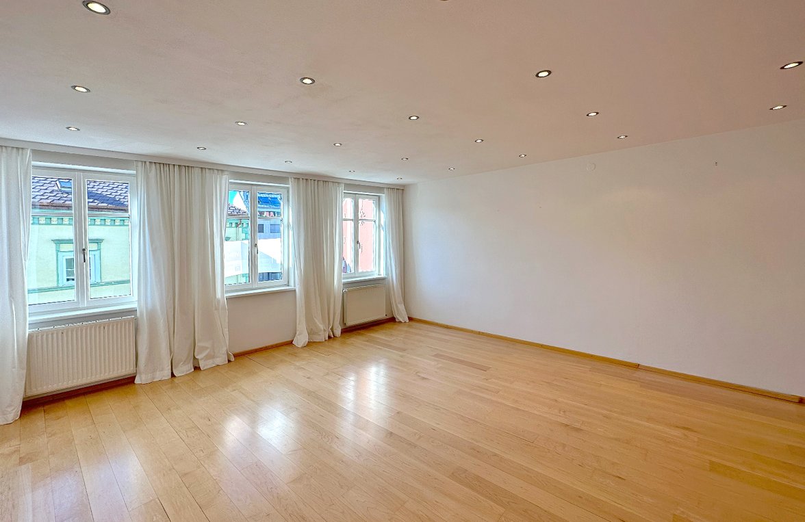 Immobilie in 4910 Oberösterreich - Ried im Innkreis: Wohnen im historischen Stadtzentrum von Ried - Familienwohnung mit Sonnenterrasse - bild 3