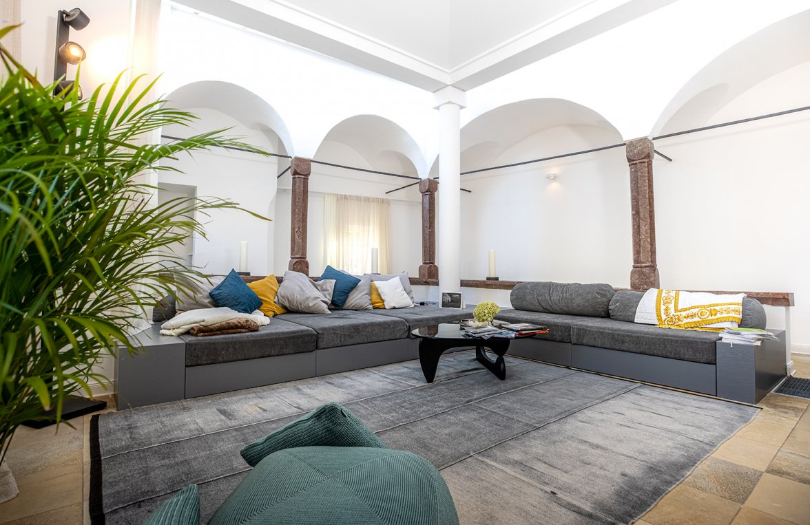 Property in 5020 Salzburg - Nonntal: HISTORIC, LUXURIOUS, UNIQUE! Old town house in the old Nonntal - picture 1