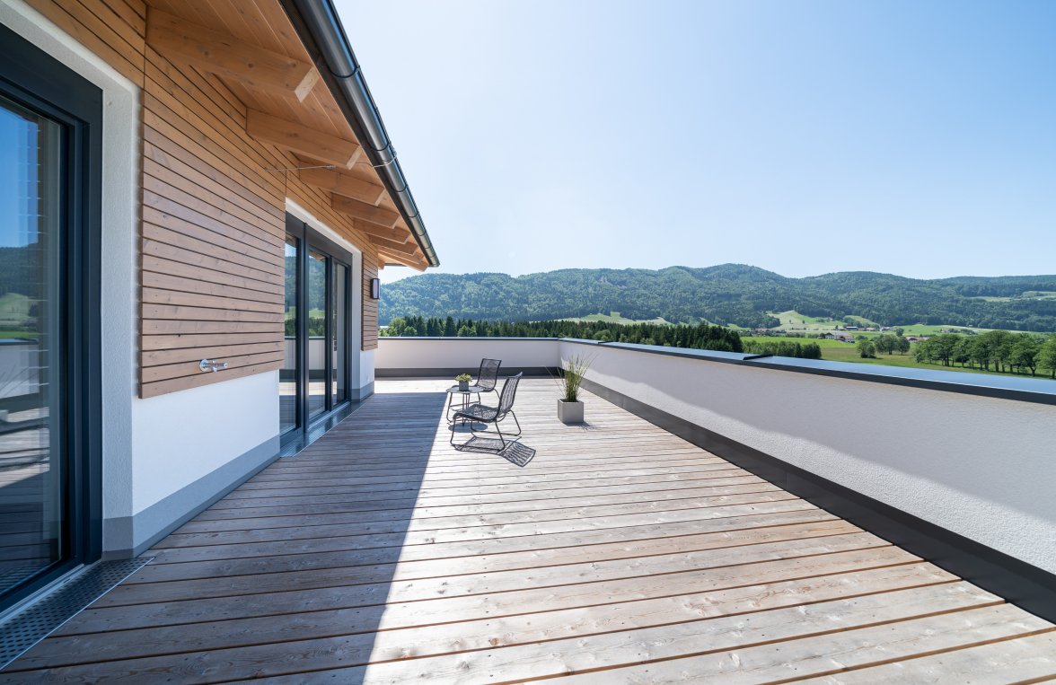 Property in 5310 Mondsee / Salzkammergut: MONDSEE Fantastic penthouse with approx. 143 m² roof terrace! - picture 4