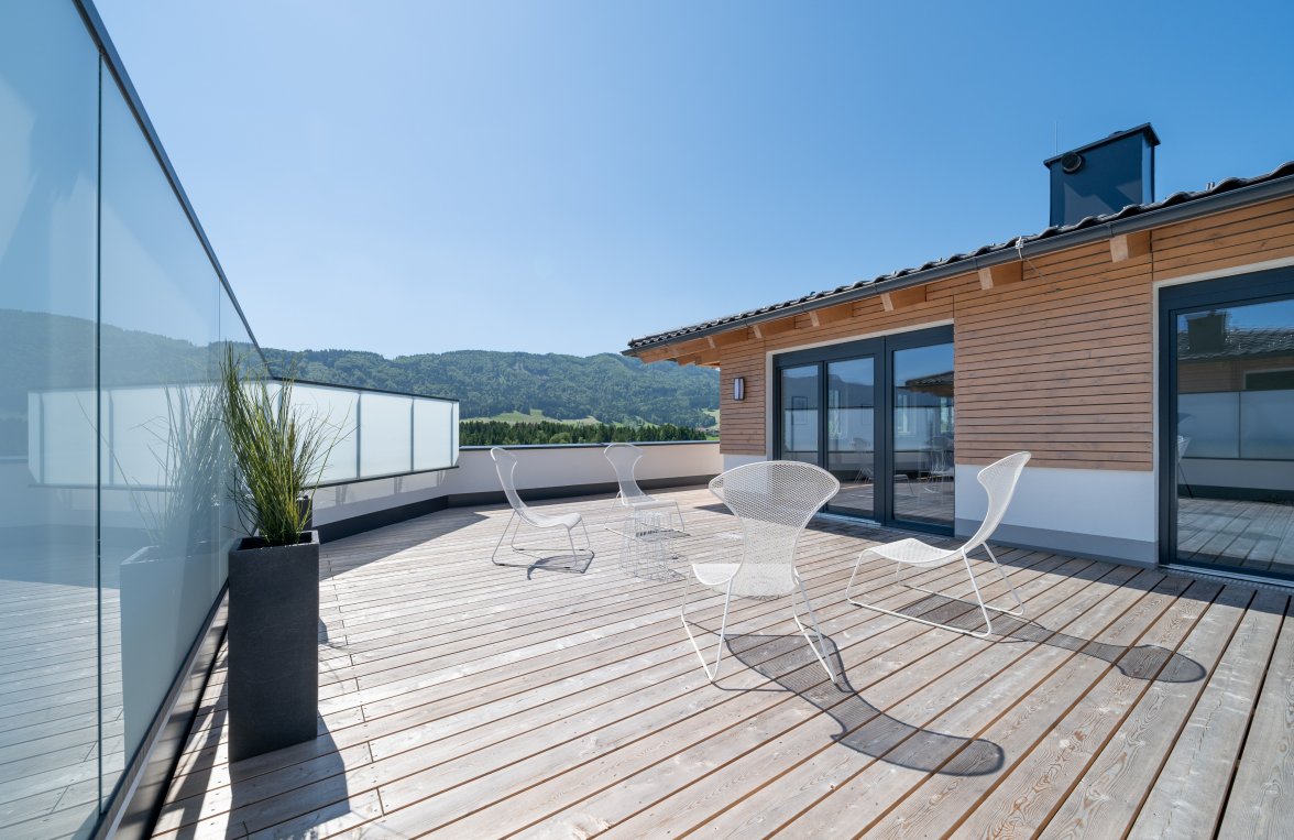 Property in 5310 Mondsee - Salzkammergut: MONDSEE Fantastic penthouse with approx. 143 m² roof terrace! - picture 1