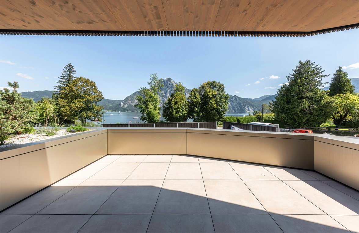 Immobilie in 4801 Salzkammergut - Traunkirchen am Traunsee: Dolce Vita am Traunsee! Garten-Maisonette mit privatem Badeplatz - bild 2