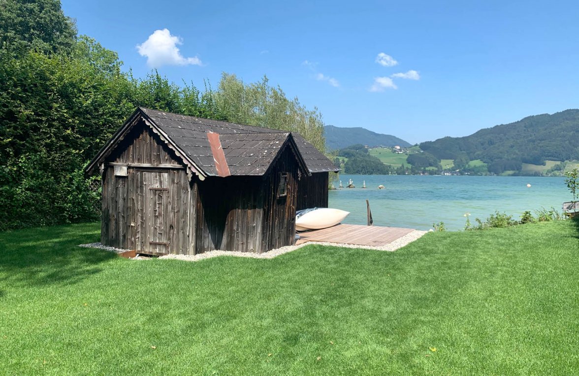 Property in 5310 Sankt Lorenz am Mondsee: Place in the sun at Lake Mondsee! Privileged sea life with private bathing area - picture 7