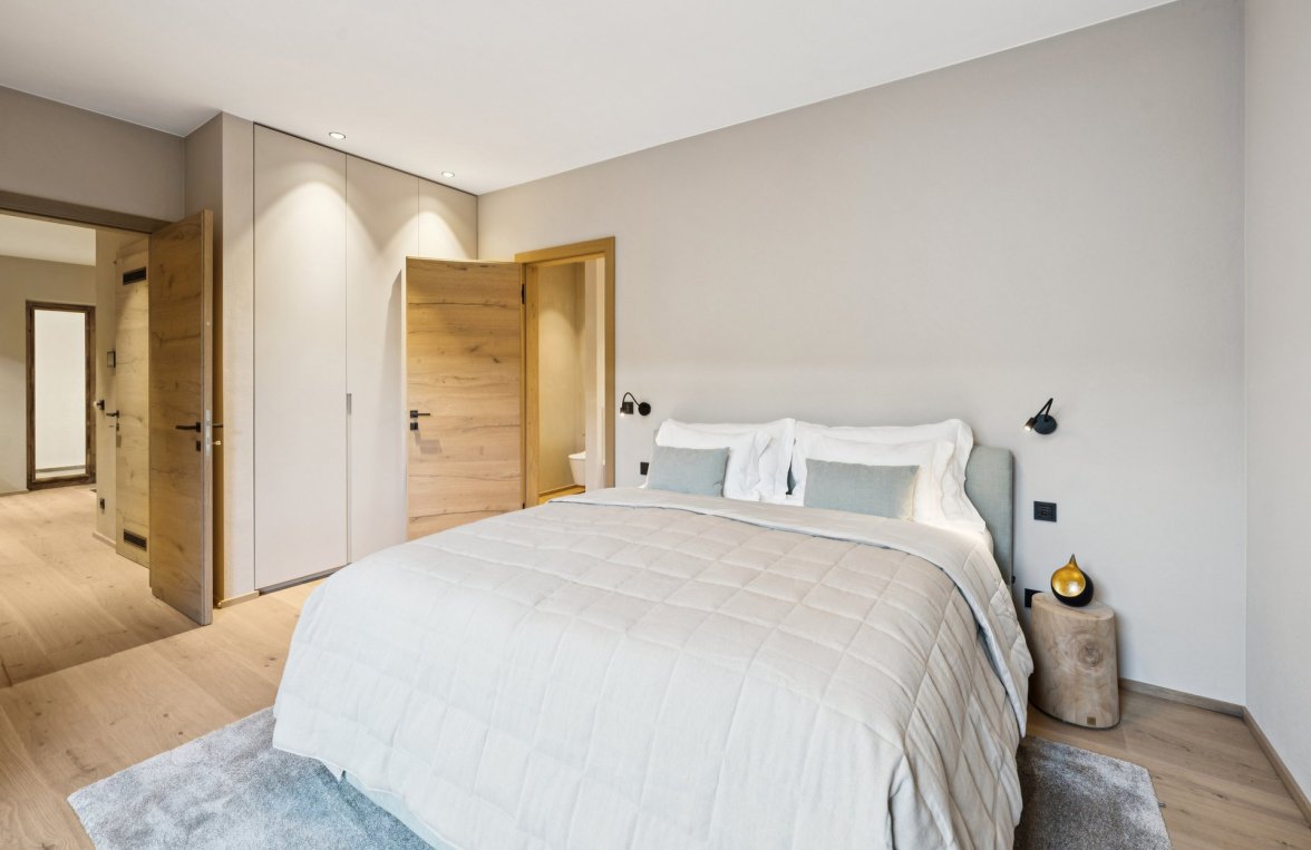 Property in 6365 Kitzbüheler Alpen - Kirchberg in Tirol: Love at first sight! Spectacular view of the “Streif” from your own sun terrace - picture 5