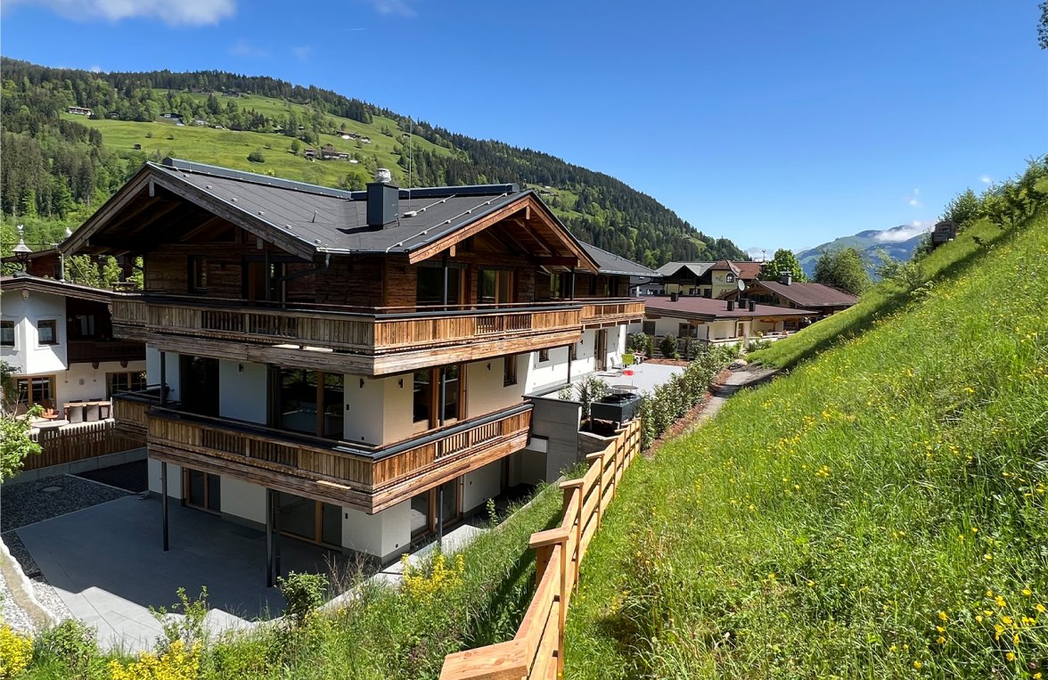 Immobilie in 6365 Kirchberg in Tirol: 4-Zimmer Dachterrassen-Wohnung in Zentrumslage - touristische Vermietung möglich! - bild 1