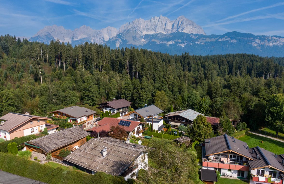 Property in 6372 Oberndorf bei Kitzbühel: Leisure residence! Sunny plot with old stock in premium location - picture 2