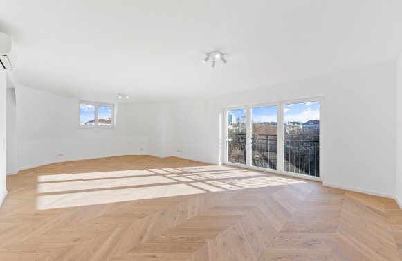 Immobilie in 1040 Wien, 4. Bezirk: Luxuriöse Dachgeschosswohnung im tollen 4. Bezirk mit schönem Ausblick über Wien