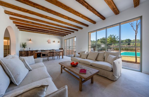 Property in 07691 Spanien - S'Alqueria Blanca: Newly built village house with feel-good character in Alquería Blanca