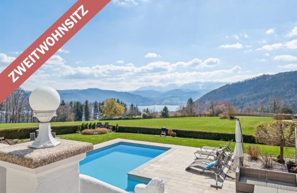Immobilie in 4880 Attersee - Berg im Attergau: Charmante Familienresidenz mit fantastischem Atterseeblick!