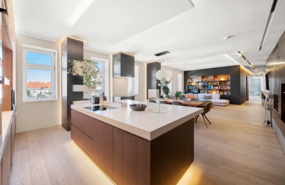 Property in 1050 Wien, 5. Bezirk: A custom-made penthouse for special individuals – close to the Naschmarkt