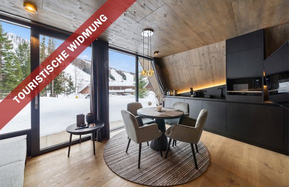 Property in 4573 Oberösterreich - Hinterstoder: Small hideaway at 1,400 m above sea level with the ski lift right outside the door