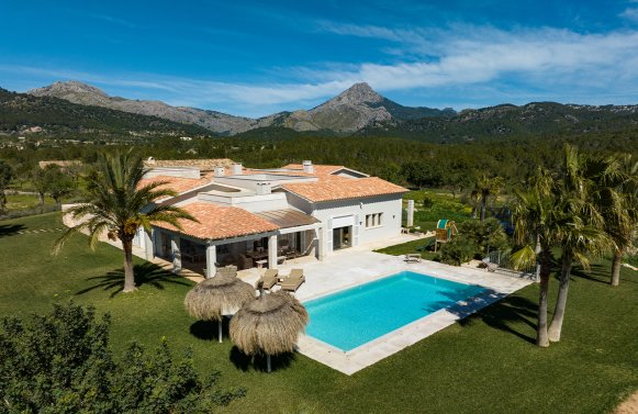 Immobilie in 07184 Spanien - Calvia: Malerische Luxus Finca in CALVIA - Es Capdellà nur 10 Minuten vom Meer und Palma