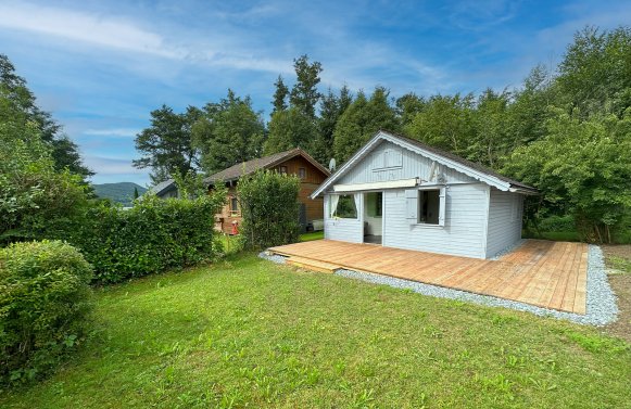 Property in 5221 Mattsee - Lochen am See: Unique opportunity! Lake hut with access to Mattsee