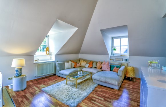 Property in 5020 Salzburg - Maxglan: MAXGLAN PREMIUM LOCATION! Top floor appartment with charming panorama terrace...