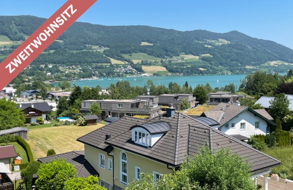 Property in 5310 Mondsee-Höribach: Penthouse maisonette with second-home designation close to the lake!