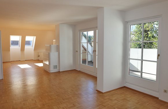 Property in 5026 Salzburg - Aigen: 4-room top floor flat with fantastic Untersberg view in Aigen