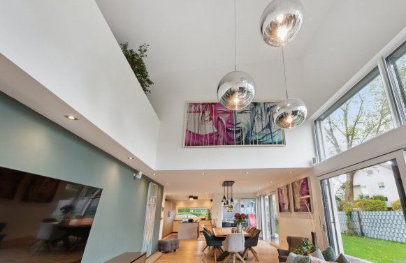 Immobilie in 5020 Salzburg - Leopoldskron: Trendige Design-Villa mit separatem Appartement