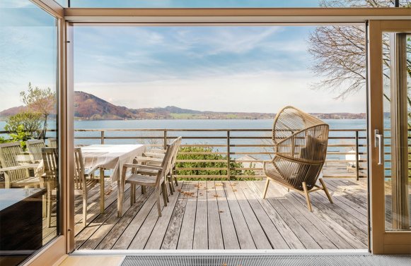 Immobilie in 4852 Salzkammergut - Weyregg am Attersee: Seeidylle mit Sonnengarantie am zauberhaften Attersee