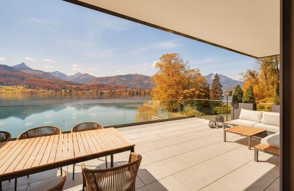 Immobilie in 5360 Salzkammergut - Wolfgangsee: SEE-STYLE! 3-Zimmer Wohnung mit eigenem Steg und Liegewiese in St. Wolfgang