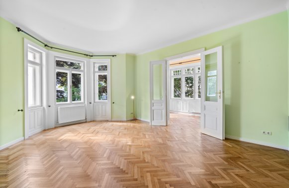 Property in 1170 Wien, 17. Bezirk: Old building charm in a great location in the 17th district!