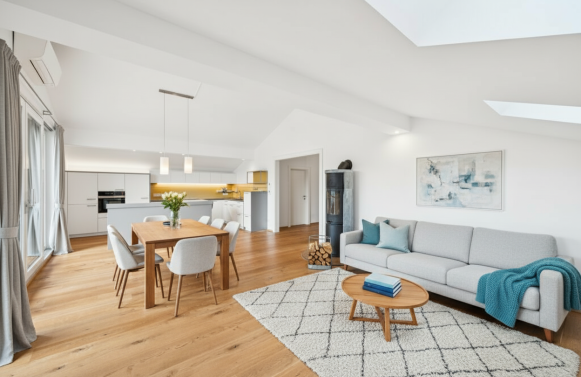 Immobilie in 4893 Zell am Moos: Ein Zuhause zum Ankommen im Salzkammergut – nur wenige Gehminuten zum Irrsee